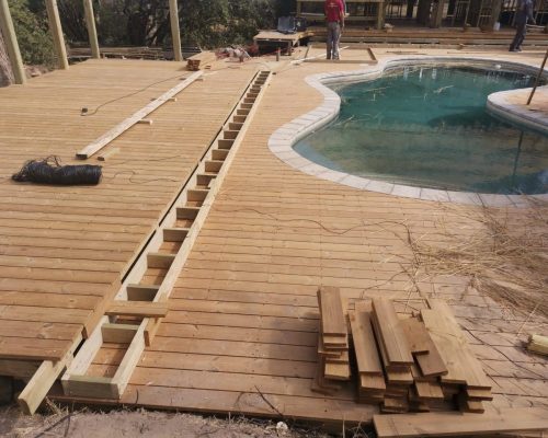 Landscaping & Grass Roof Thatching - Savanna Construction Services Ltd (4)