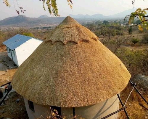 Landscaping & Grass Roof Thatching - Savanna Construction Services Ltd (6)