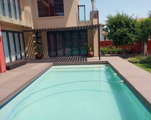 Swimming Pool Construction & Design - Savanna Construction Services Ltd (12)