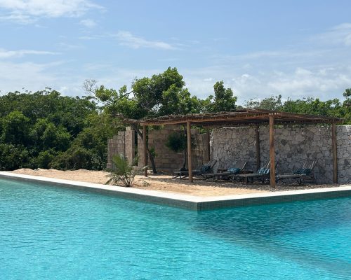 Swimming Pool Construction & Design - Savanna Construction Services Ltd (20)